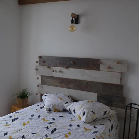 Charmant Appartement Climatise En Plein Coeur Du Village Et Proche Des Plages Avec Wifi شقة *