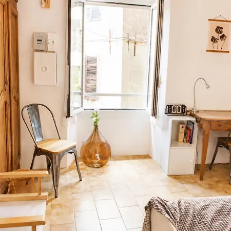 Charmant Appartement Climatise En Plein Coeur Du Village Et Proche Des Plages Avec Wifi Daire